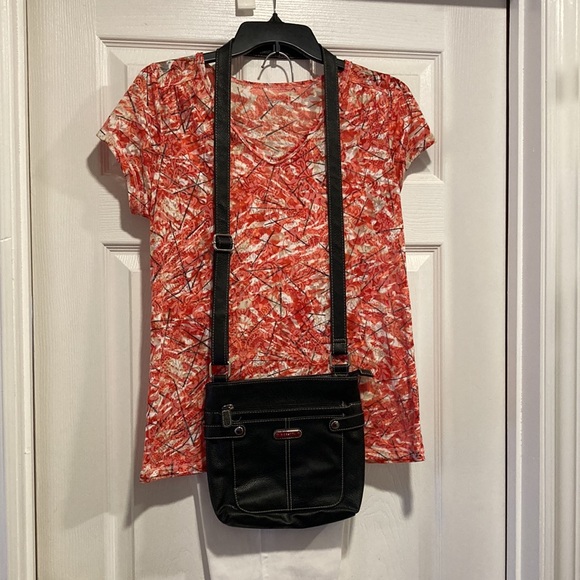 Relativity Red White Black Tan Floral V-Neck Cap Sleeve Top - Sz S - Picture 4 of 7